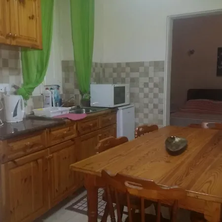 1 Bed 比尔古