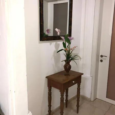 1 Bed *
